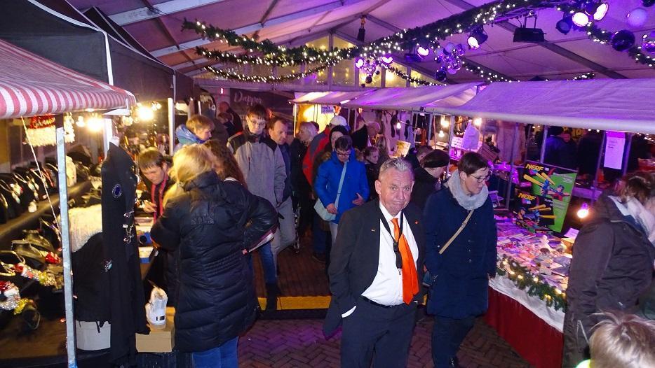 Asser Kerstmarkt Winterland vrijdag goed bezocht