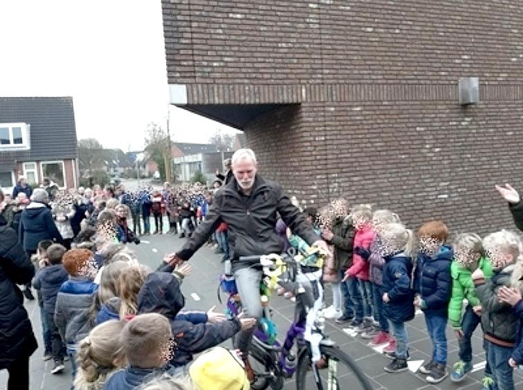 Erehaag op laatste werkdag meester Otto