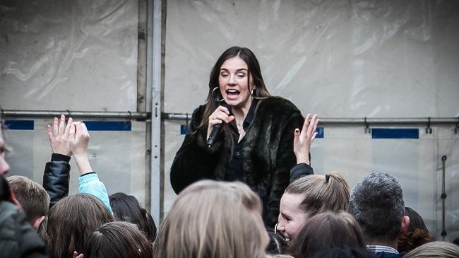 Bomvol Ceresplein door optreden MAAN (Video)