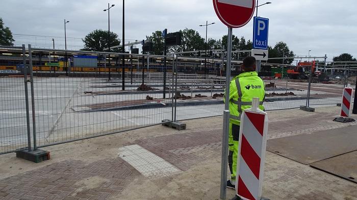 Betonvloer busstation Assen gestort