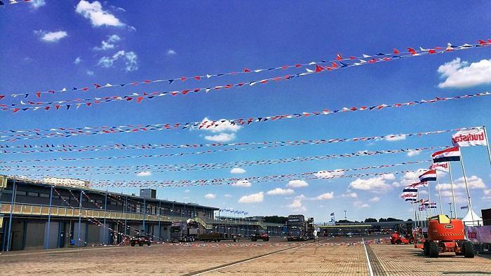 Drukte op TT Circuit voor Truckstar Festival