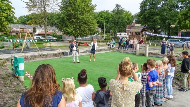 Schoolplein Maria in Campisschool compleet vernieuwd (Video)