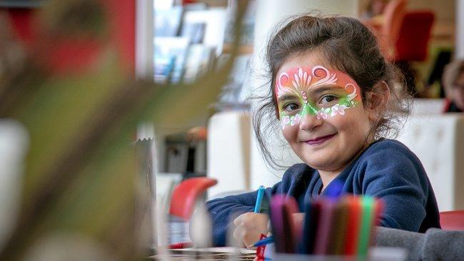 Kinderboekenweek in DNK feestelijk geopend