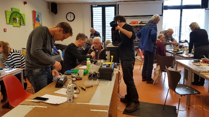 Repair Café Assen weer druk bezocht