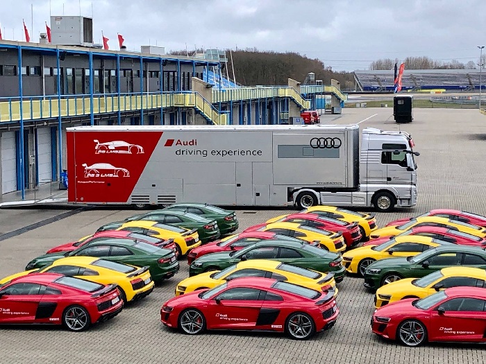 Audi driving experience op TT Circuit Assen (Video)