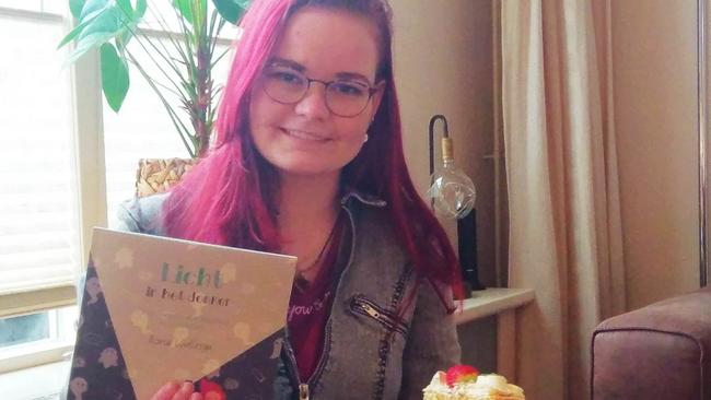 Ilona Wielinga uit Assen brengt boek Licht in het donker - Leren omgaan met depressie en suïcidaliteit uit