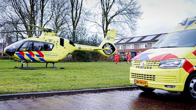 Traumahelikopter landt midden in Noorderpark