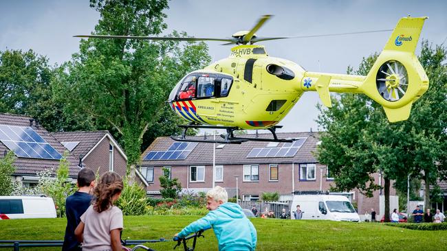 Traumahelikopter in Baggelhuizen trekt veel bekijks