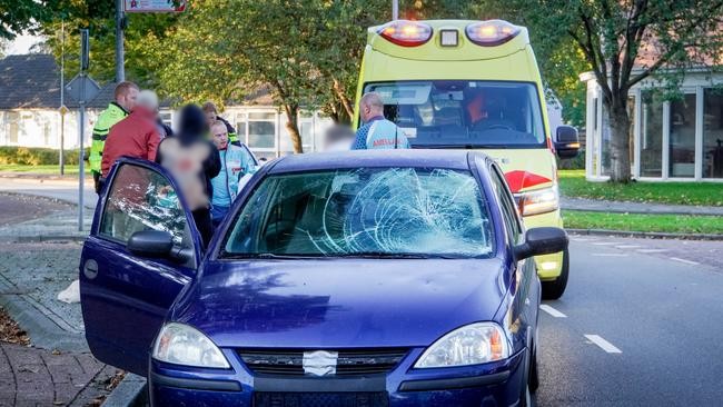 Fietser gewond bij aanrijding met auto in Assen 