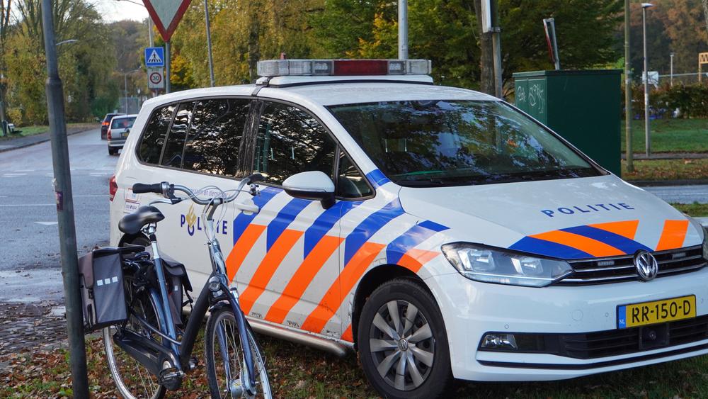 Fietsster raakt gewond bij aanrijding in Assen (Video)