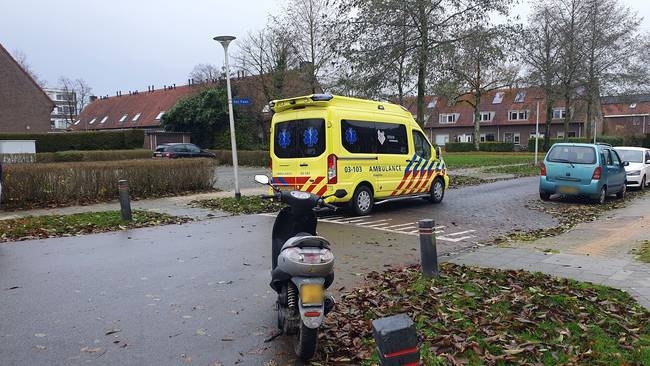 Scooterrijder gewond na valpartij in Assen-Oost