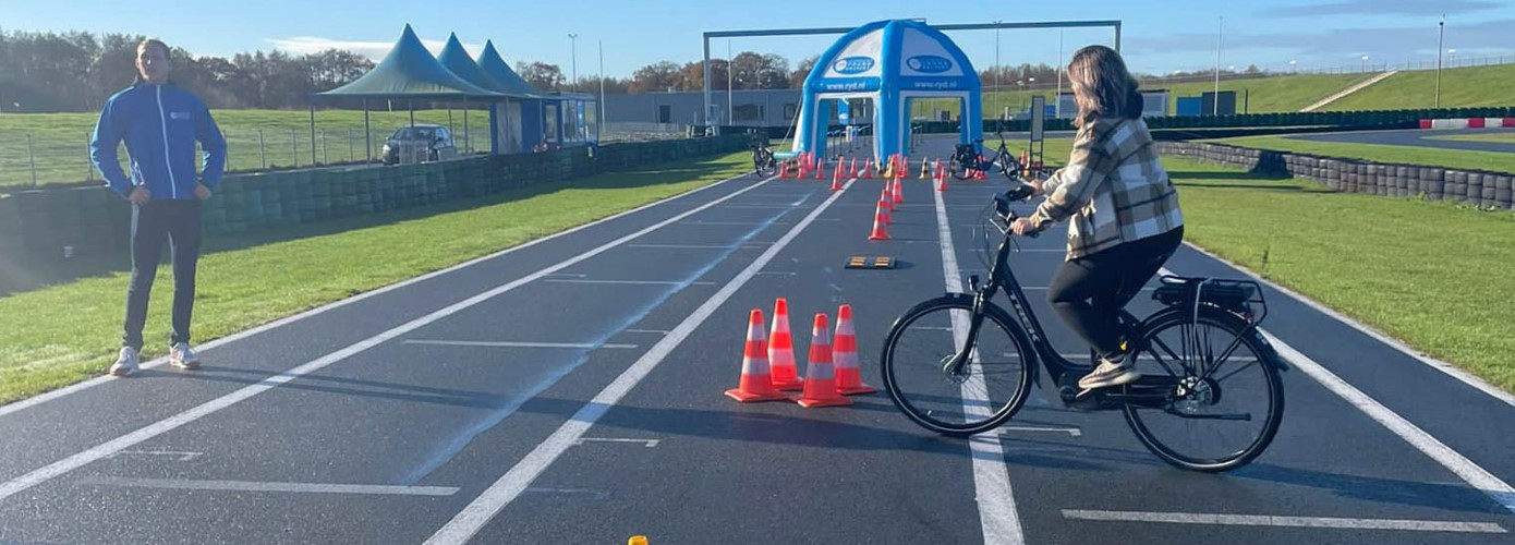 Assense scholieren leren veilig E-biken