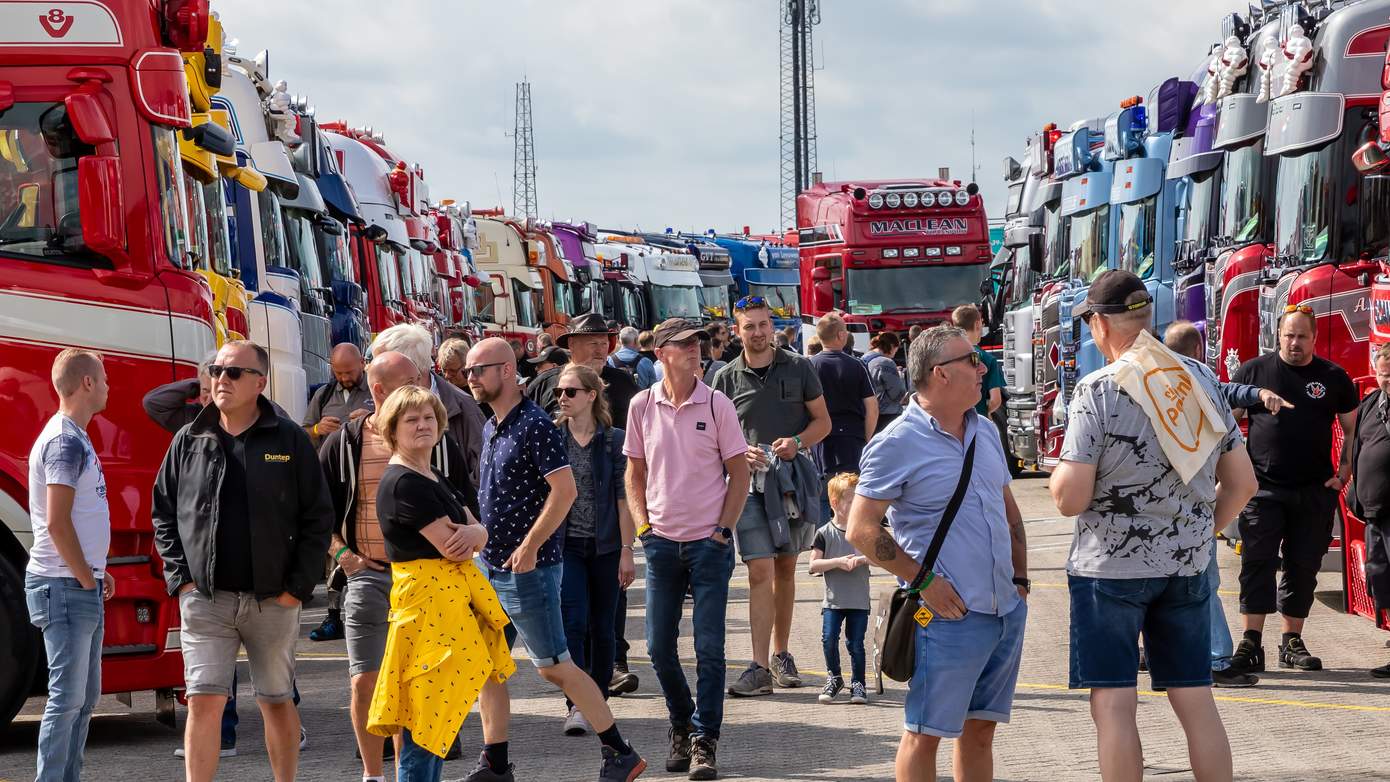 Fotoserie: topdrukte op 41e Truckstar Festival op TT Circuit Assen