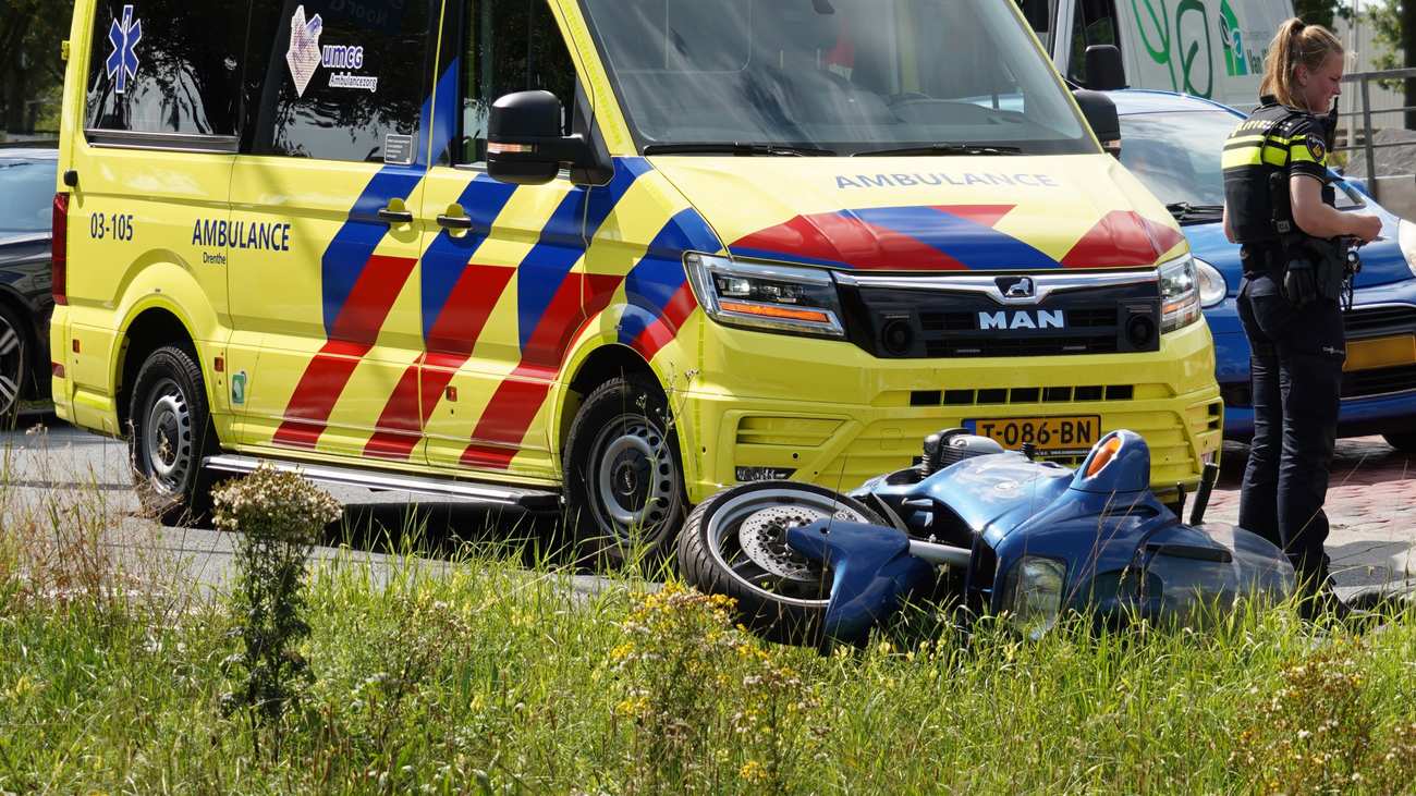 Motorrijder gewond bij ongeval met auto in Assen