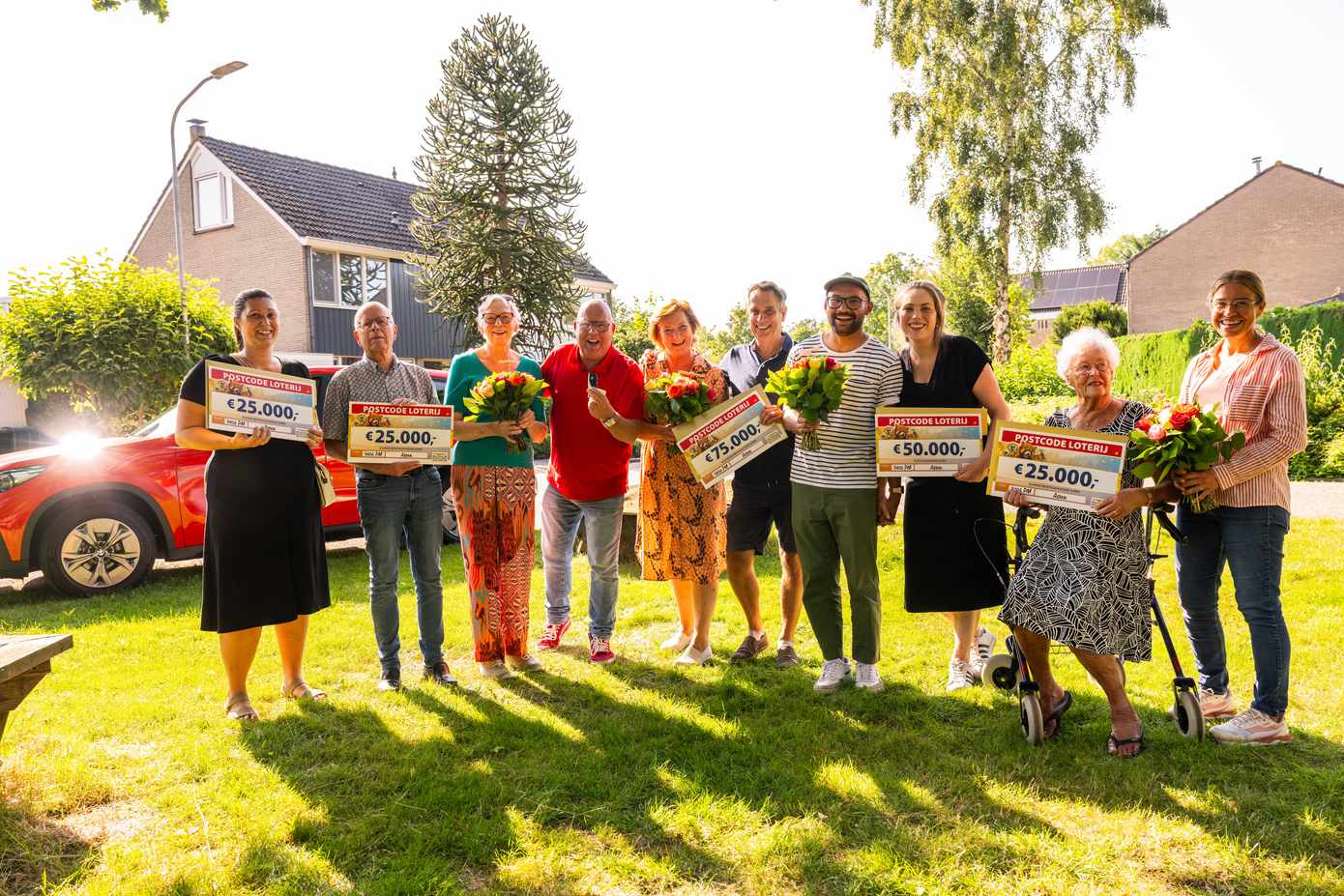 Postcode Straatprijs valt in Assen: bewoners Vechtstraat verdelen 200.000 euro van de Postcode Loterij