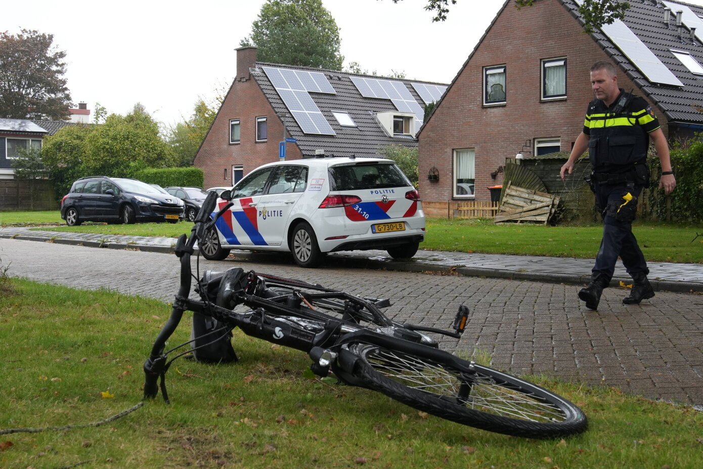 Fietser gewond na botsing met bestelauto