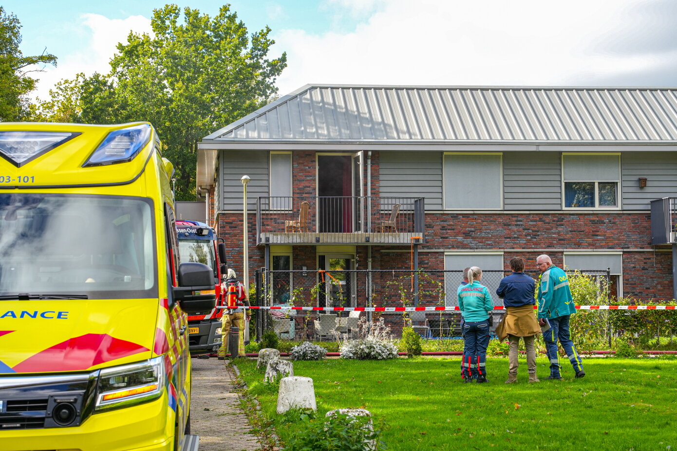 Appartementencomplex ontruimd door brand in kamer