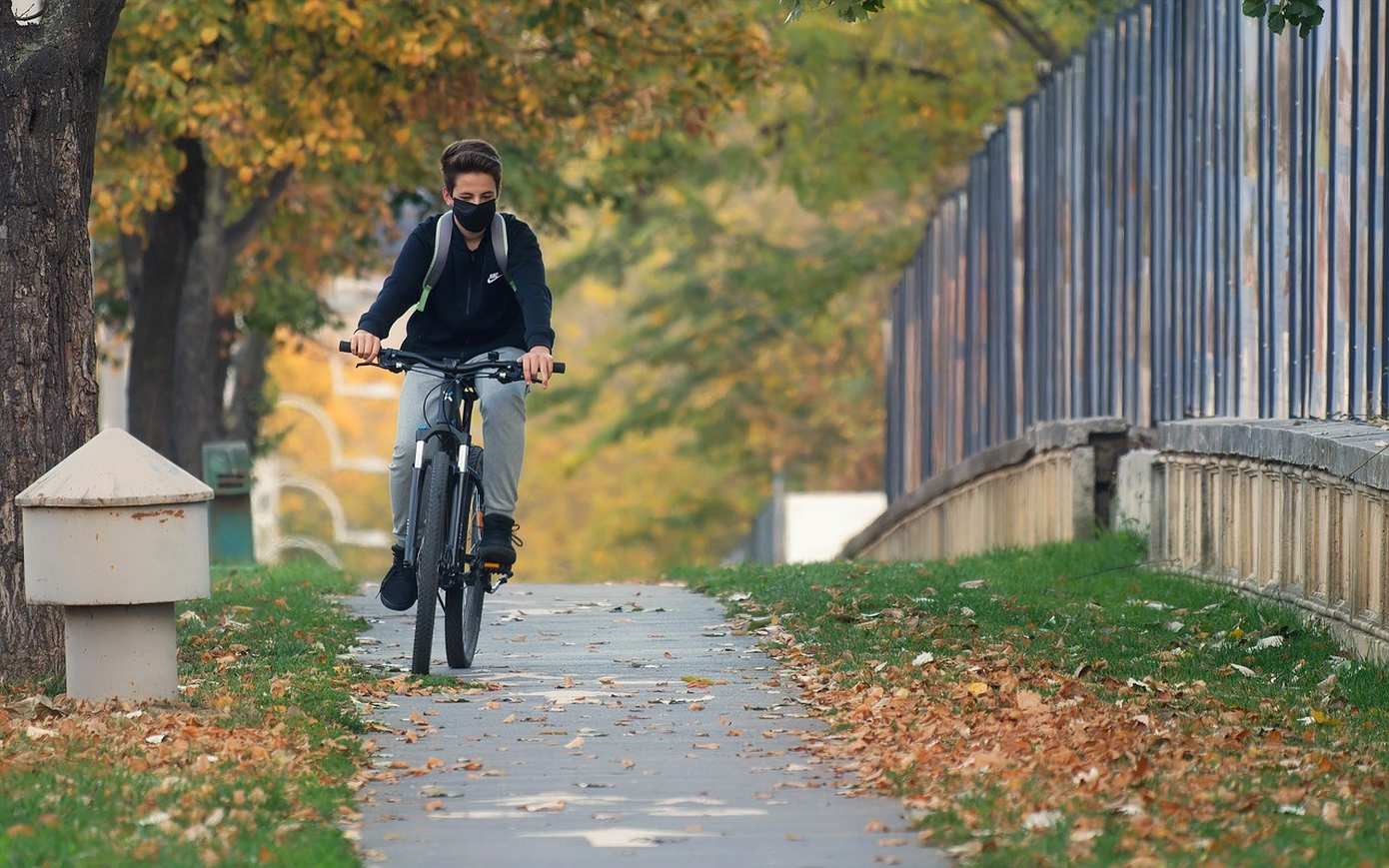 Veilig fietsen? Koop een goede regenjas